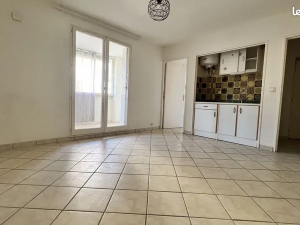 Studio 1 pièce 24 m²