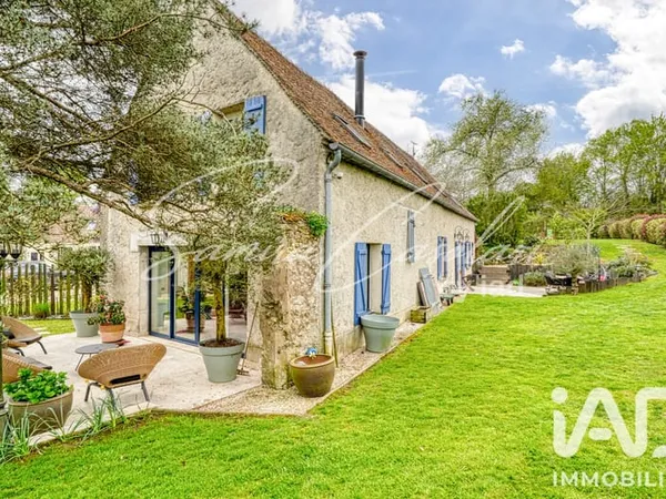 Maison 7 pièces 215 m²