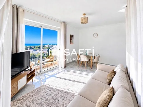 T3 Meublé 69m² - Vue Mer & Montagnes, Piscine, Parking & Cave - Nice Napoléon III
