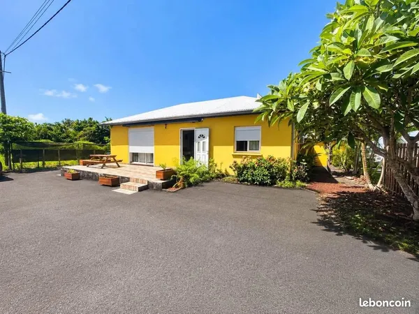 Maison F4 de 90 m², secteur paisible à Rivière du Mat les bas