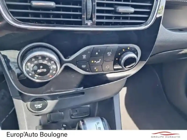 Renault Clio 1.2 tce 120ch energy initiale paris edc 5p — photo 10