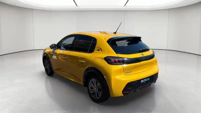 Peugeot 208 electrique 50 kwh 136ch — photo 3