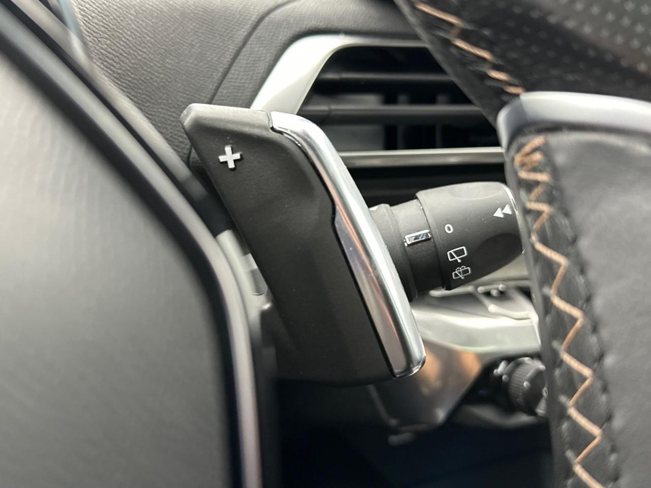 Peugeot 3008 hybrid 225 e-eat8 gt — photo 18