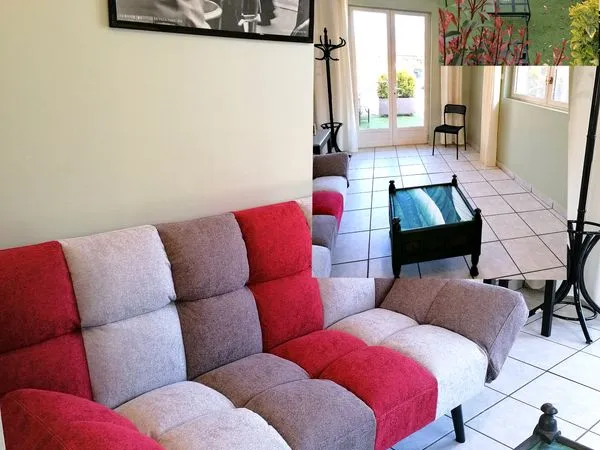 Location studio meuble avec terrasse 35m2