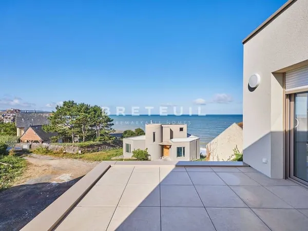 Maison 8 pièces 280 m²