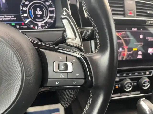Volkswagen Golf 2.0 tsi 310 dsg7 4motion — photo 30