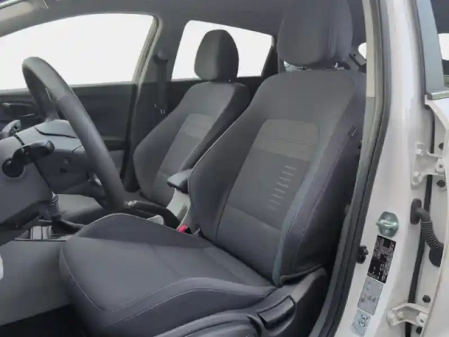 Hyundai Bayon 1.0 t-gdi 100ch executive dct-7 — photo 14