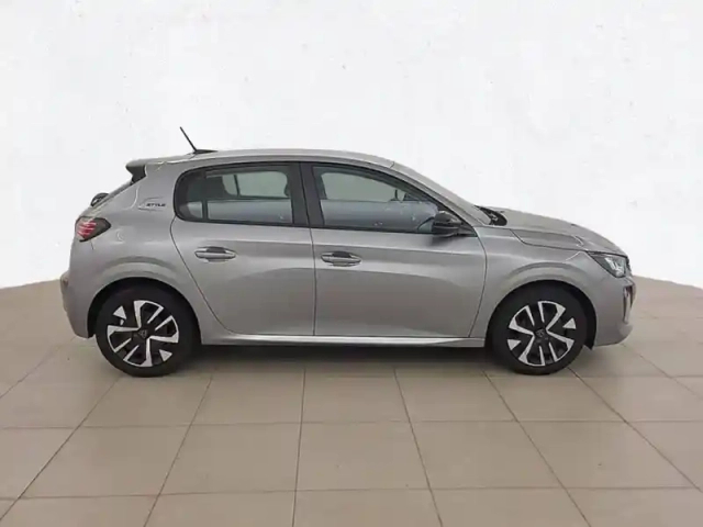 Peugeot 208 100 s&amp;s bvm6 — photo 27