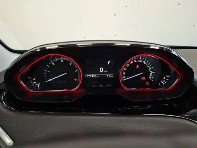 Peugeot 2008 bluehdi 120ch s&amp;s eat6 — photo 30