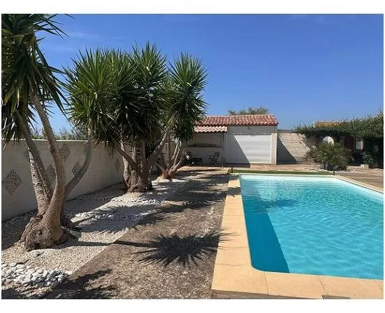 Mas de 194 m² avec piscine et dépendance sur 2,7 hectares