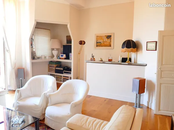 Maison 9 pièces 202 m²