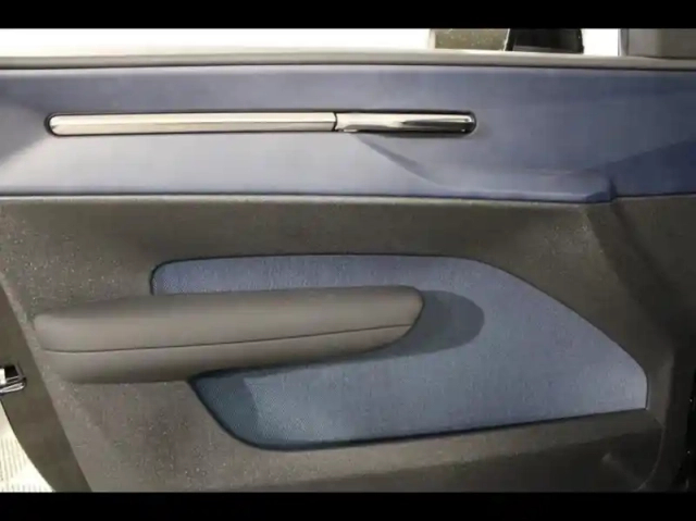 Volvo Ex30 single extended range 272ch ultra — photo 8
