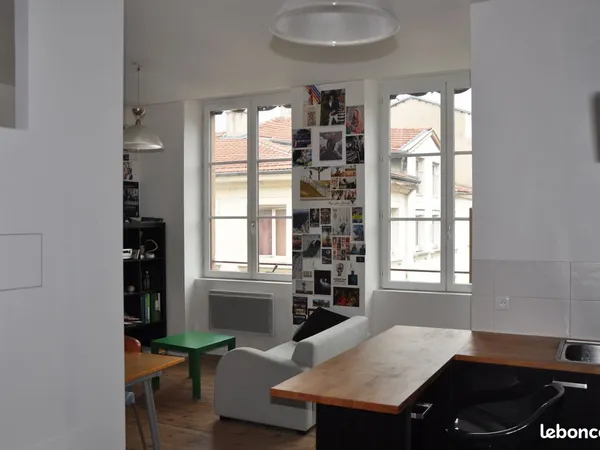 T1bis meuble coin chambre séparé