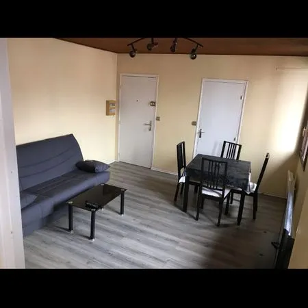 Location t2
