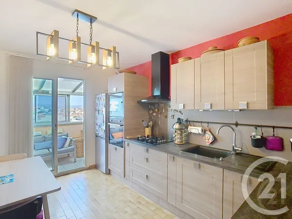 Appartement 3 pièces 84 m²