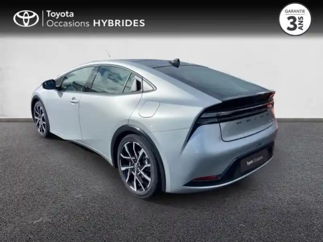 Toyota Prius rechargeable 2.0 hybride rechargeable 223ch design (sans toit panoramique) my26 — photo 2