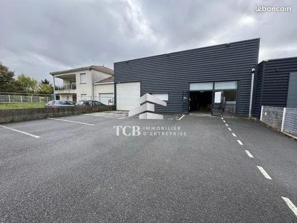 Local 405 m² Clisson