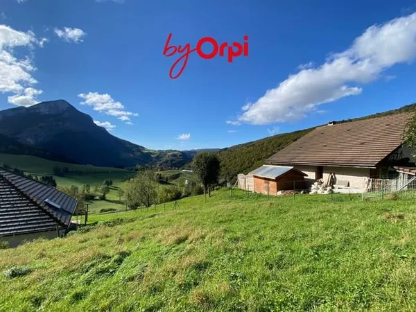 Terrain 1242 m²