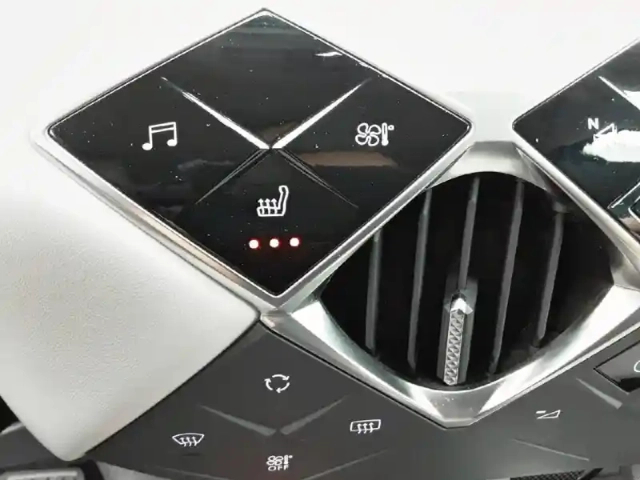 Ds Ds 3 ds3 crossback e-tense — photo 79