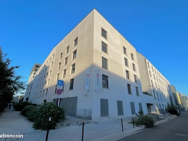 Parking 20 m²