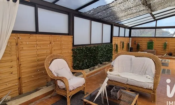 Maison 6 pièces 255 m²