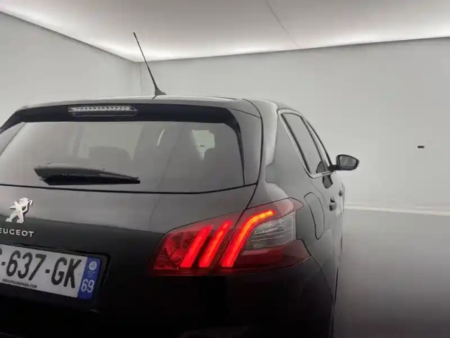 Peugeot 308 bluehdi 130ch s&amp;s eat8 — photo 95