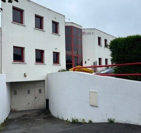 Local commercial 343 m²