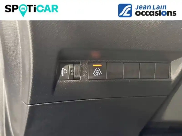 Peugeot 208 puretech 100 s&amp;s eat8 — photo 18