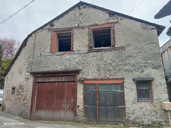 Petite maison de village au coeur des Pyrénées
