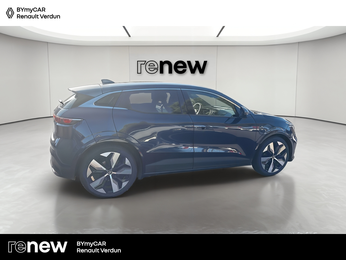 Renault Megane E-Tech EV60 220 ch optimum charge — photo 6