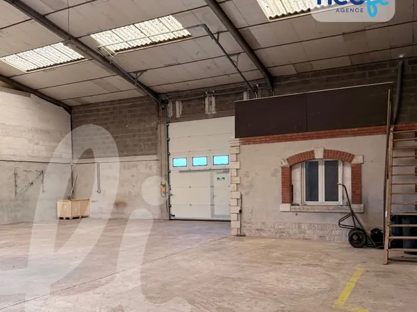 Ensemble immobilier de 675 m² à Rouziers-de-Touraine : fort potentiel locatif