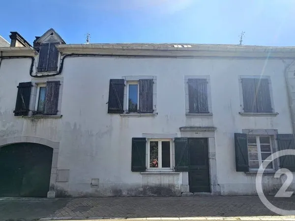 Maison 8 pièces 248 m²