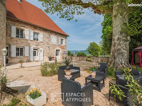 Château 14 pièces 461 m²