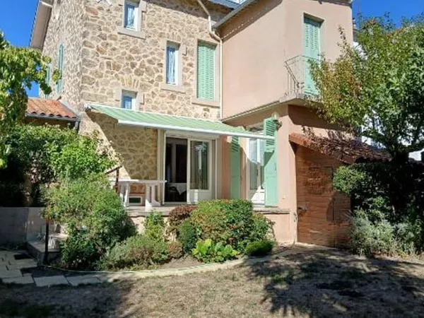 Maison 5 pièces 167 m²
