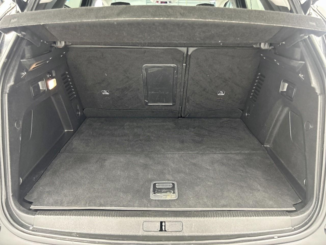 Peugeot 3008 hybrid 225 e-eat8 allure pack — photo 14
