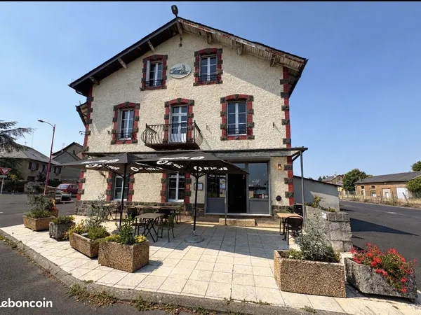 Immeuble 256 m²