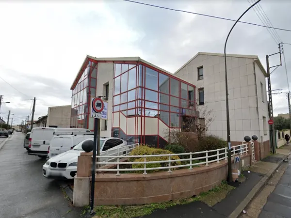 Bureaux 1800 m²