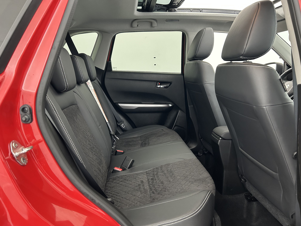 Suzuki Vitara — photo 16