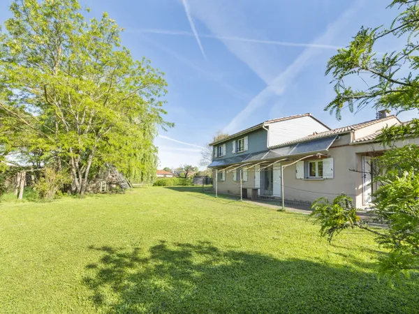 Maison familiale de 164m2 proche commodités