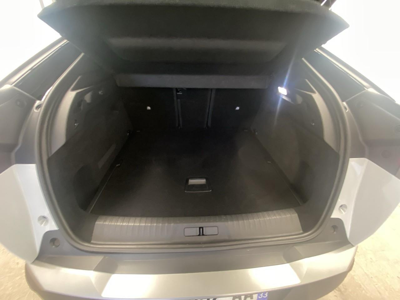 Peugeot 3008 hybrid 145 e-dcs6 gt — photo 6