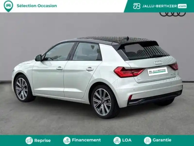 Audi A1 sportback 30 tfsi 110ch advanced s tronic 7 — photo 3