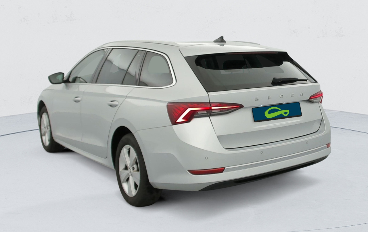 Skoda Octavia Combi — photo 3