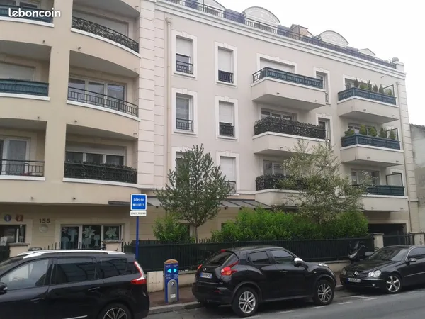 Place de parking sous-sol - Résidence sécurisé