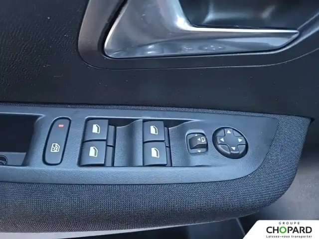 Peugeot 208 puretech 75 s&amp;s bvm5 — photo 61