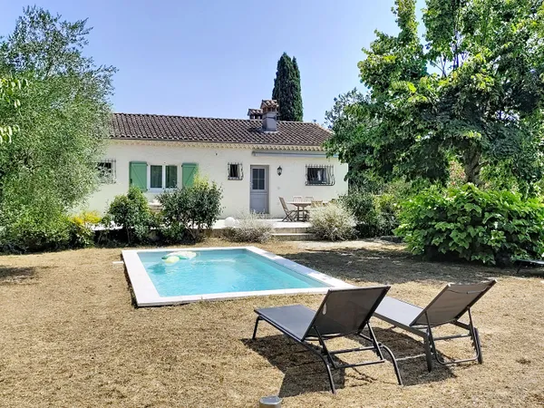 Maison néo-provençale 7 pièces avec piscine à Peymeinade - Proche commodités