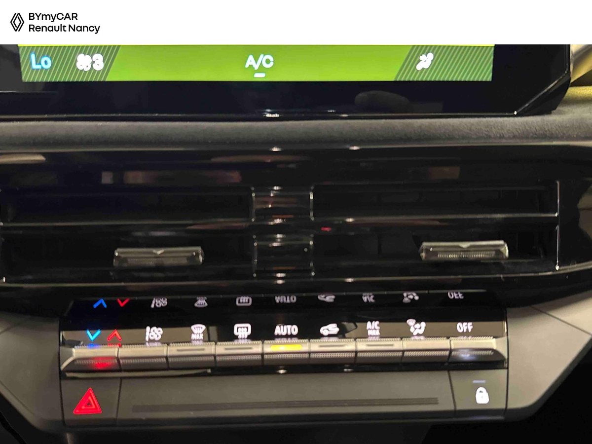 Renault Clio E-Tech full hybrid 160 ch — photo 21