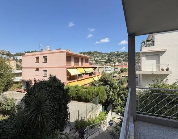 Studio 1 pièce 24 m²