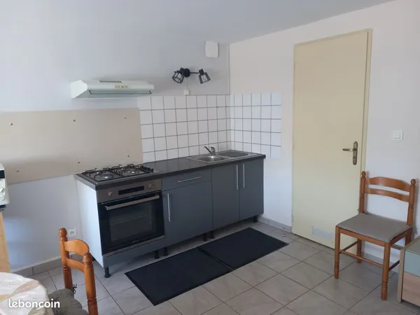Location studio meublé
