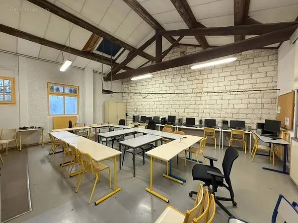 Commerce 510 m²