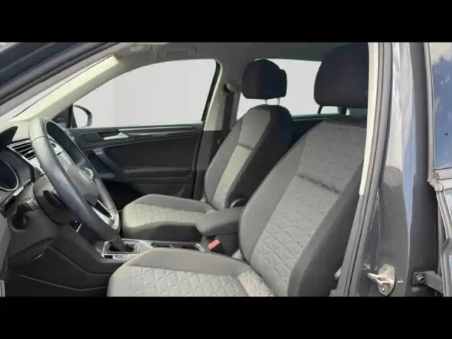 Volkswagen Tiguan 2.0 tdi 150ch life business dsg7 — photo 10
